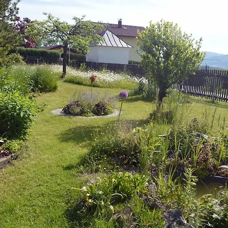 House Flora - At Traunsee Apartment Altmünster