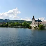 House Flora - At Traunsee 公寓 阿尔特穆斯特