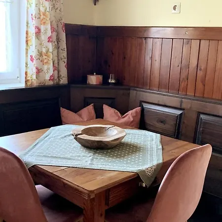 House Flora - At Traunsee