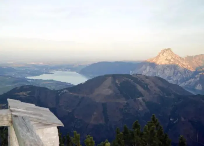 House Flora - At Traunsee